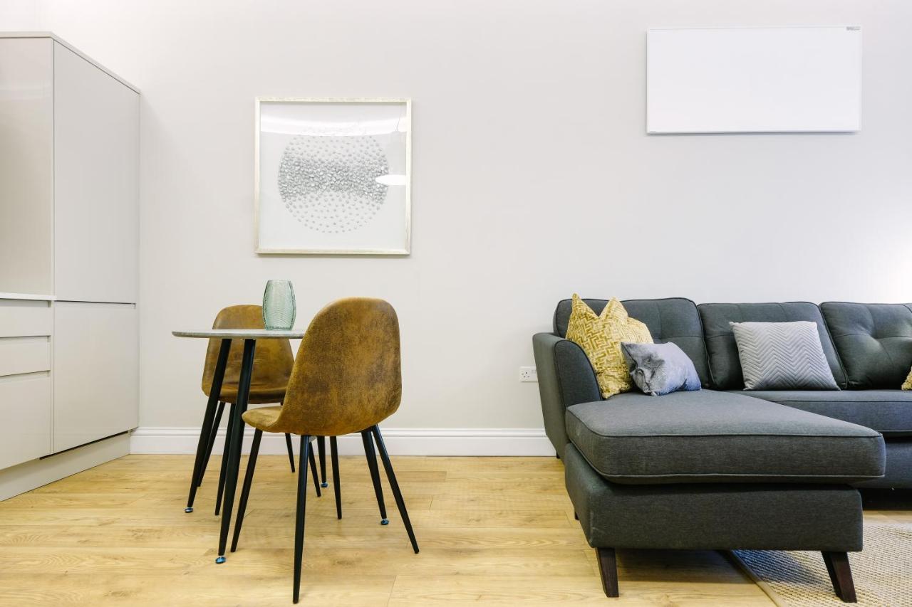Brand New One Bedroom Apartments In A Fantastic Location Bristol Exterior photo